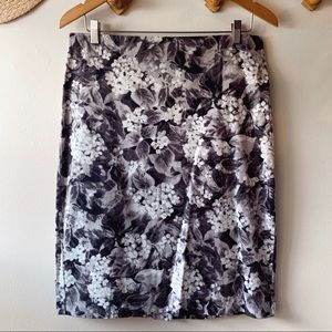 Black and White Floral Pencil Skirt